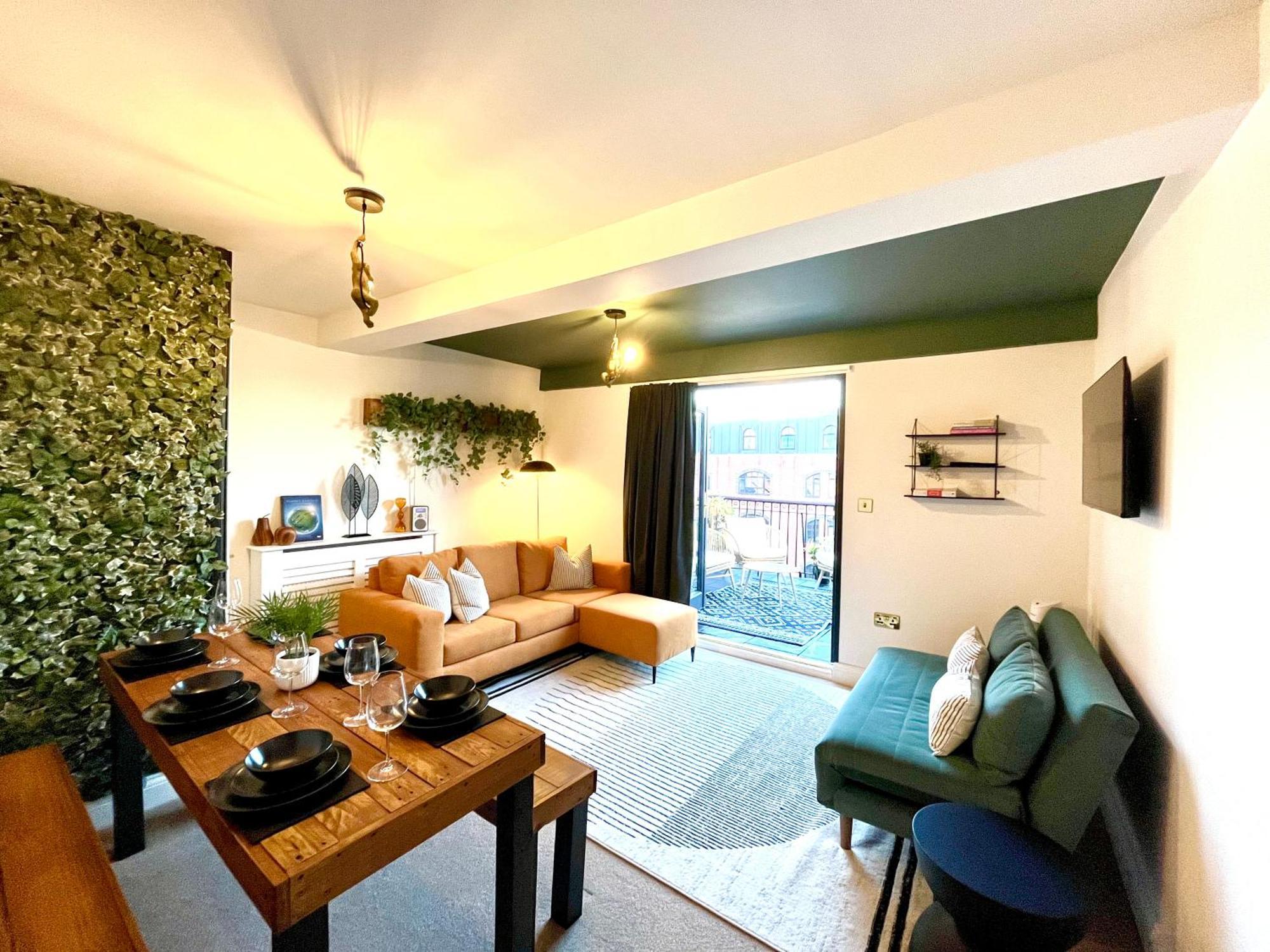 The Gallery - Town Centre - Beach 5 Minute Walk - Superfast Wifi - Outdoor Terrace - Sleeps Up To 6 - Netflix - Contractor Friendly - Short & Long Stays - Coffee Machine Bournemouth Exterior foto